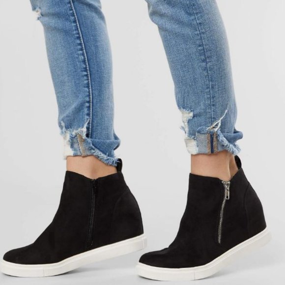 steve madden women's wedgie sneaker